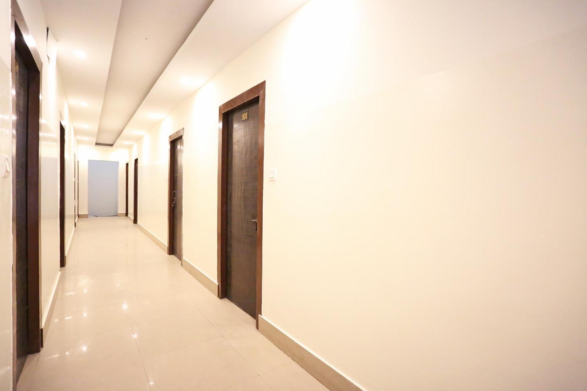 Hotel O Shiva Palace Haridwār Dış mekan fotoğraf